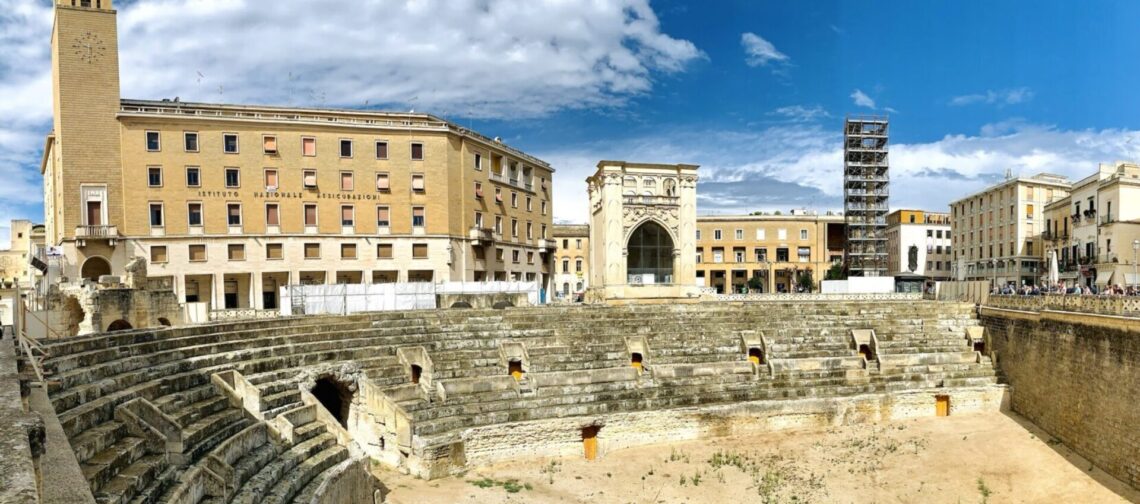 cropped-cropped-PANORAMICA_ANFITEATRO_LECCE-scaled-2.jpg